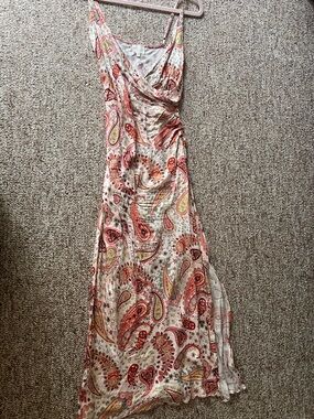 Sleeveless Paisley Midi Dress in Coral and Cream